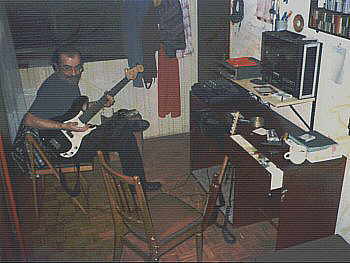 TOMI RECORDING BASS