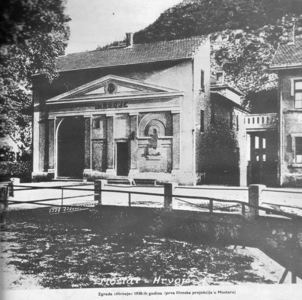 ZGRADBA HRVOJE LETIH 1930